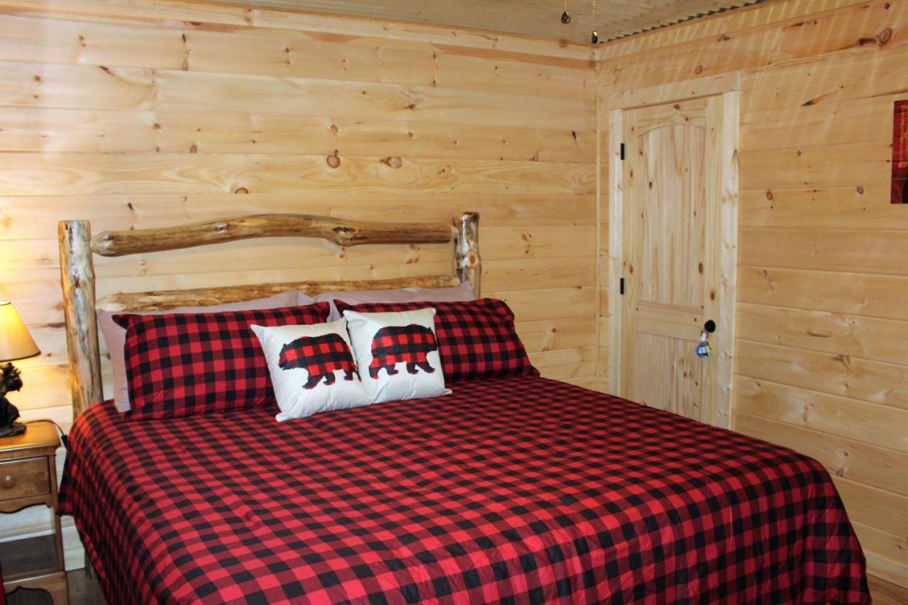 Spacious Downtown Condo Walking Distance To Downtown Gatlinburg Sleeps 6 Guests Dış mekan fotoğraf