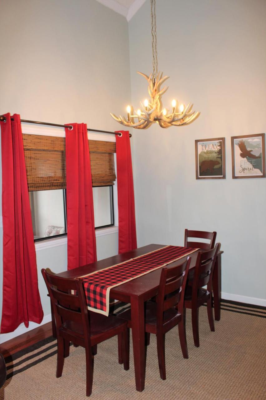 Spacious Downtown Condo Walking Distance To Downtown Gatlinburg Sleeps 6 Guests Dış mekan fotoğraf
