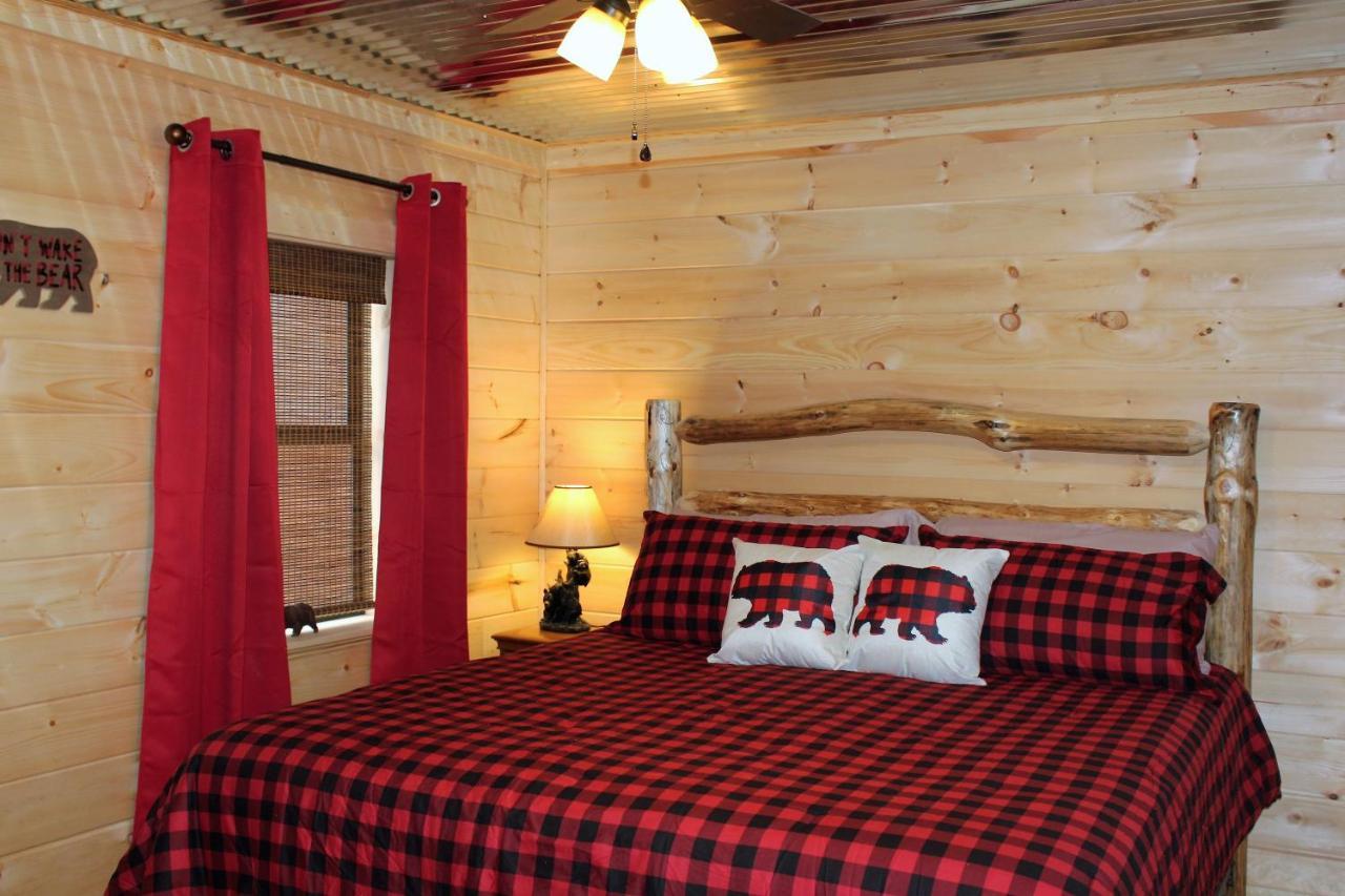 Spacious Downtown Condo Walking Distance To Downtown Gatlinburg Sleeps 6 Guests Dış mekan fotoğraf